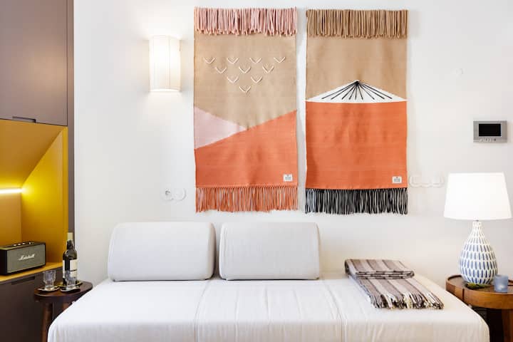 Elegant Flat Near Aliados Square - Oporto