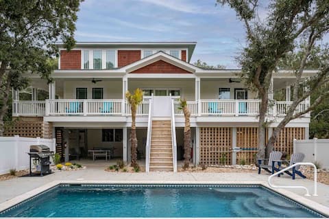 Southern Seaclusion- OBX Oceanside Home