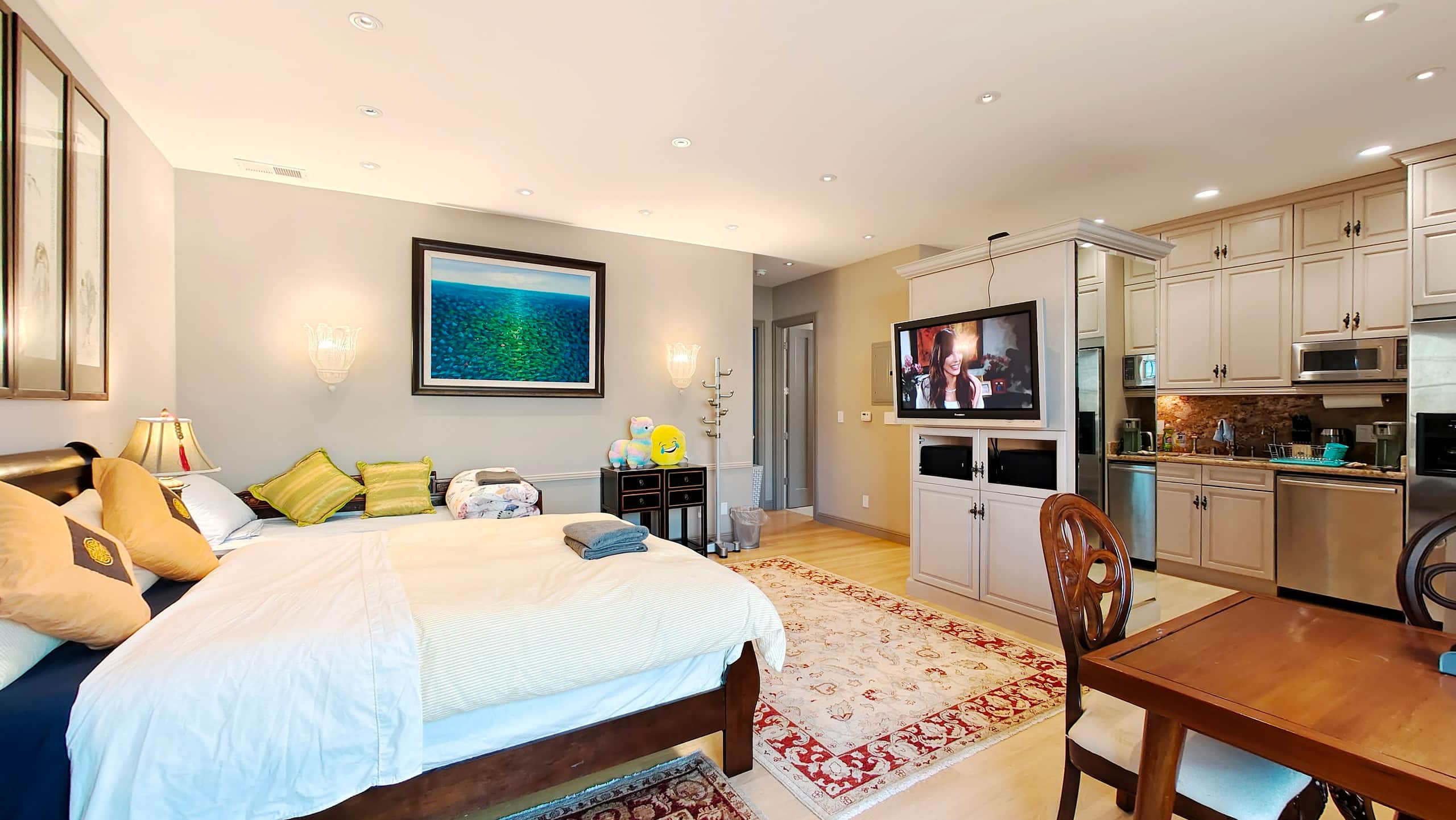 Home in San Francisco · ★4.91 · 1 bedroom · 2 beds · 1 bath - Image 6