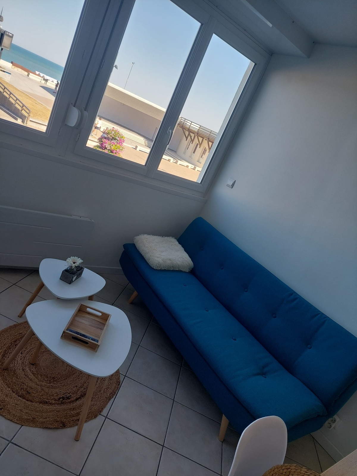 Top performing Airbnb: Ô bord de Mer – Sea View in Le Tréport