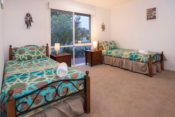 غرفة مفردة.