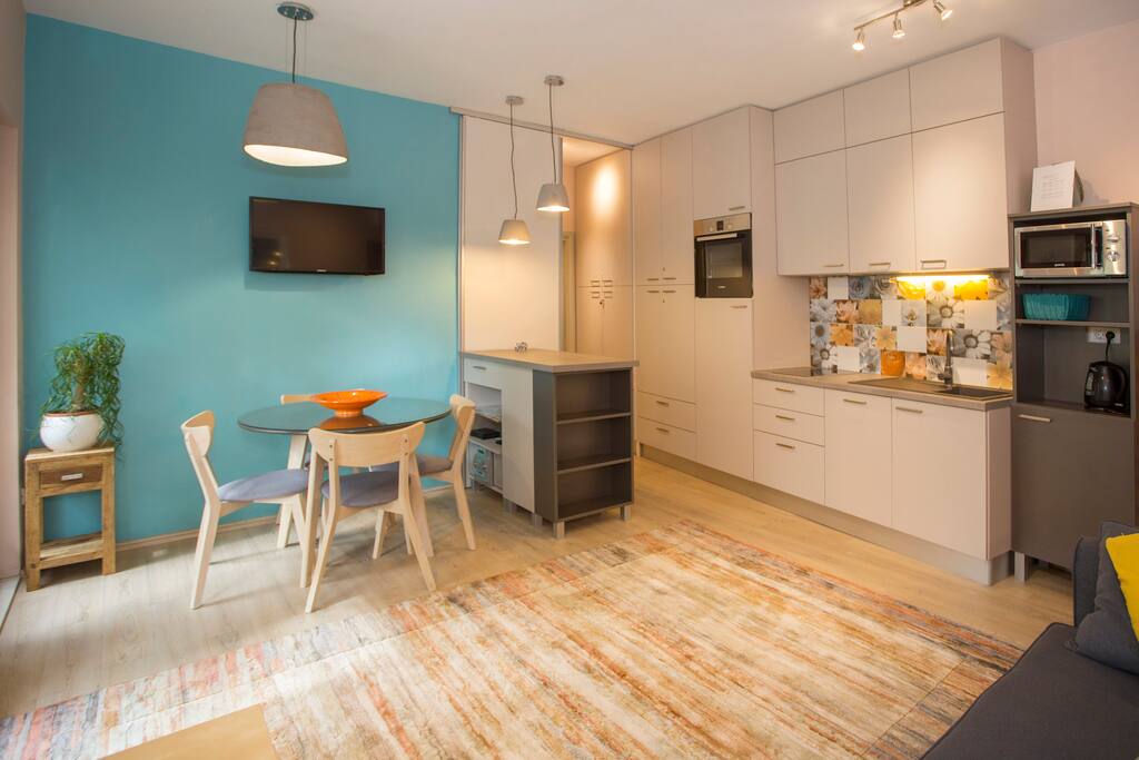 Kitchen & living room