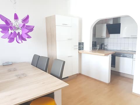 Erfolgreiche Airbnb-Immobilie: Spacious, sunny, 3-room apartment in Frohnhausen