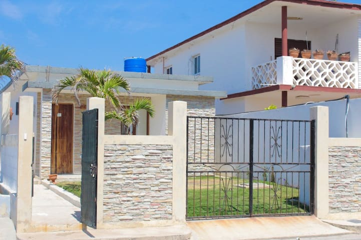 Entire home with 2 bedrooms in Havana - VILLA ELIMAR