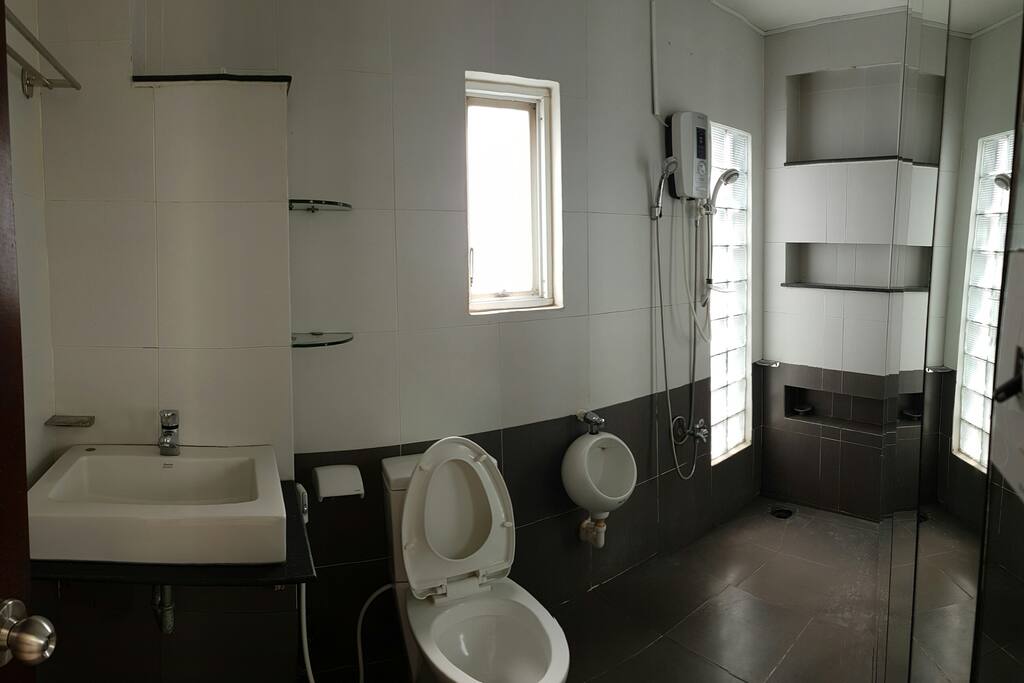 Bathroom 3