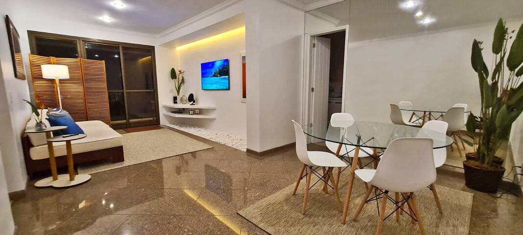 Mar do Sul – Charmoso 2 Quartos, com Varanda.