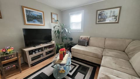 Main floor-2 bedroom suite