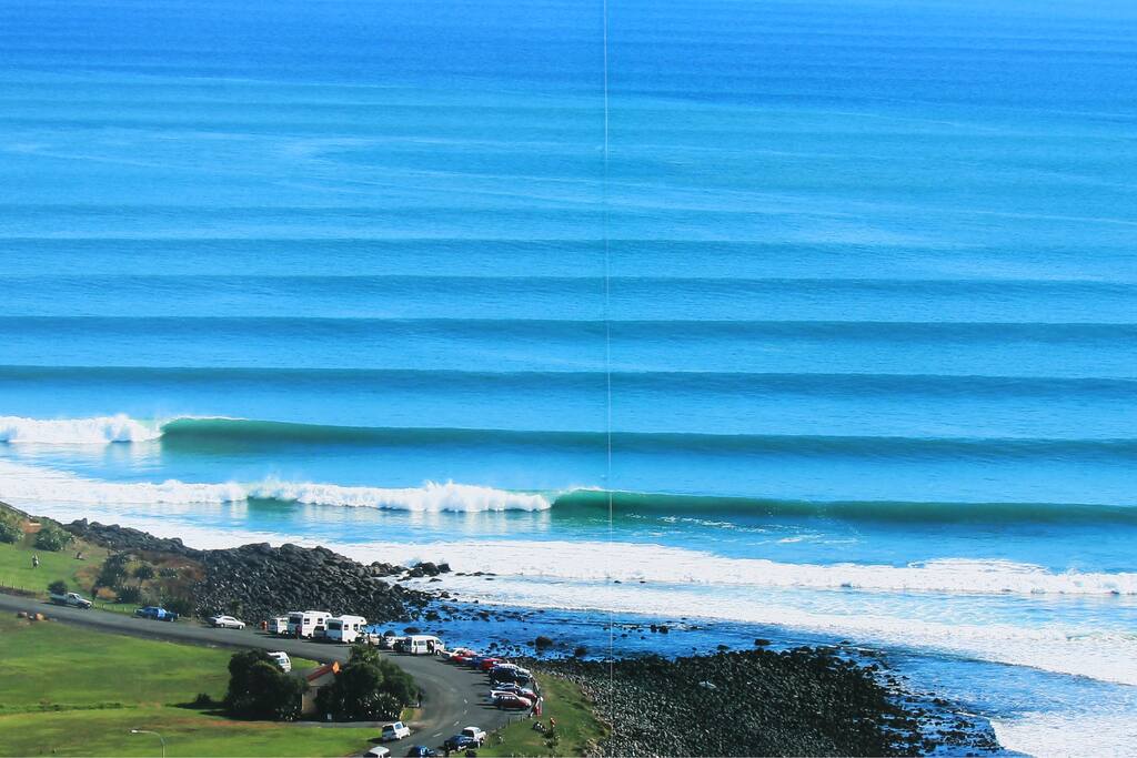 Manu Bay