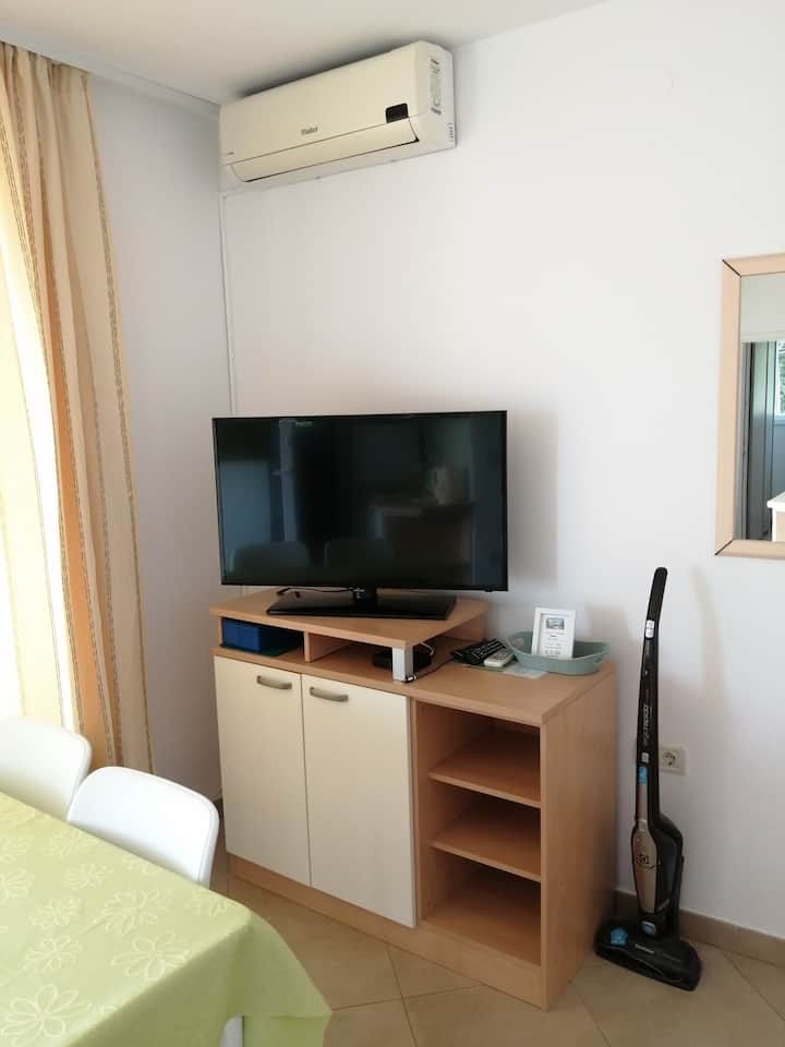 მისაღები ოთახი