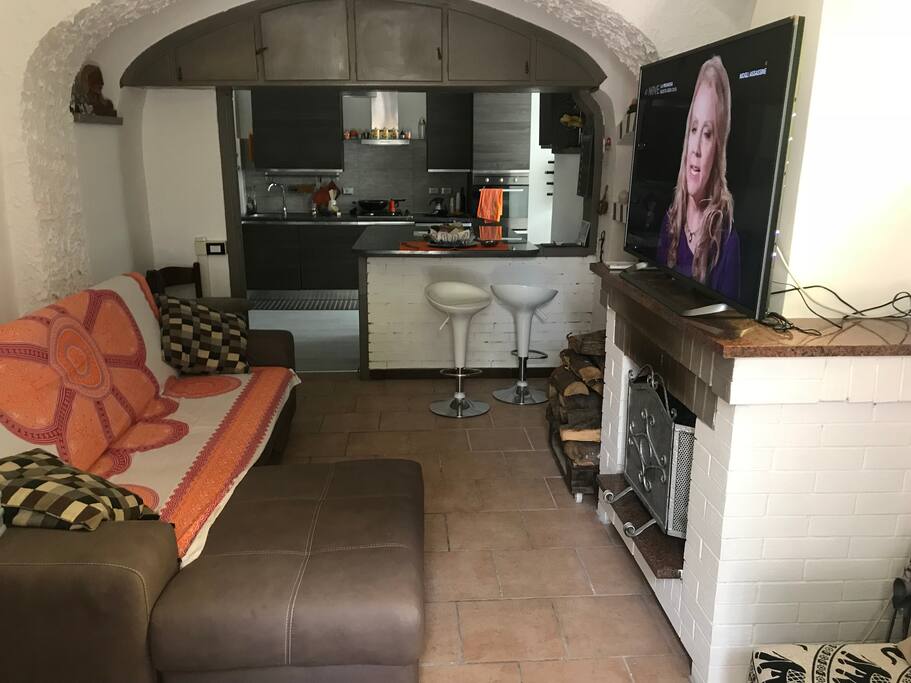 Salotto con divano a letto