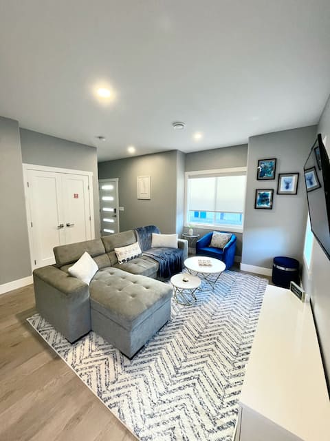 A Modern Oasis Duplex- Minutes from Lake Okanagan!