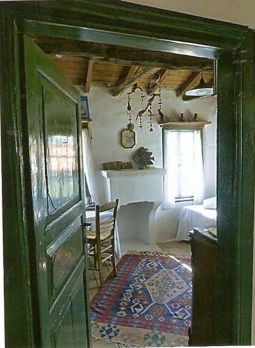 Bedroom with single bed