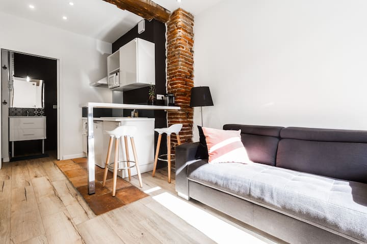 Studio centre-ville au calme