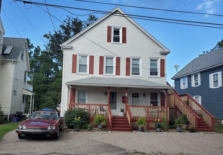 Mystical Getaway, 2 Br Apt In Mystic - Mystic Aquarium, Mystic