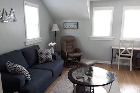 Carriage House Getaway for Short or Long Stay Use