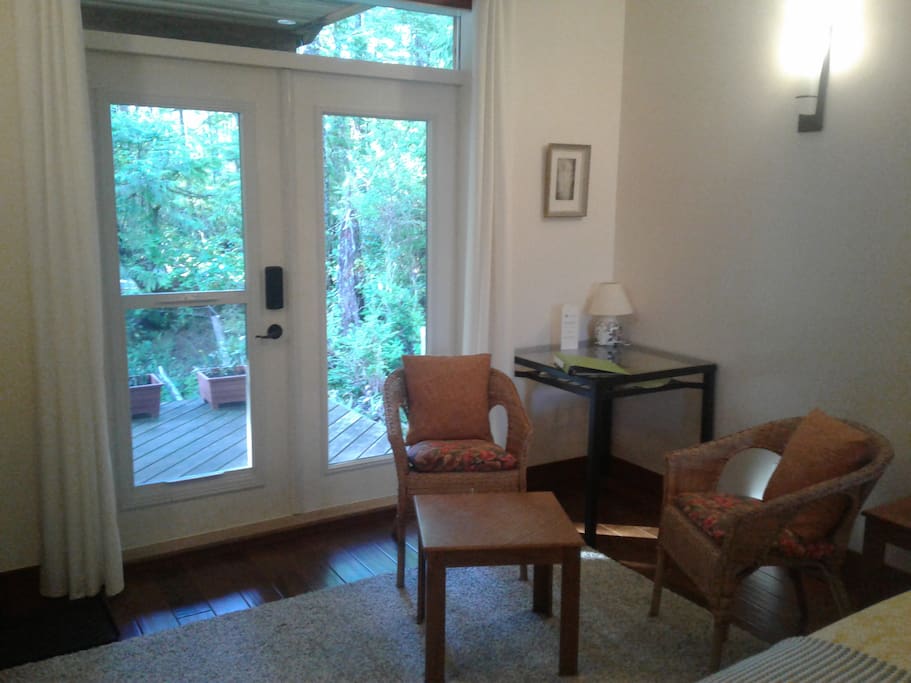 Separate entrance via verandah