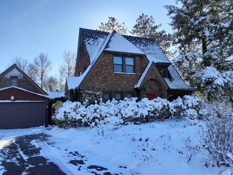 Charming Home in Woodland
