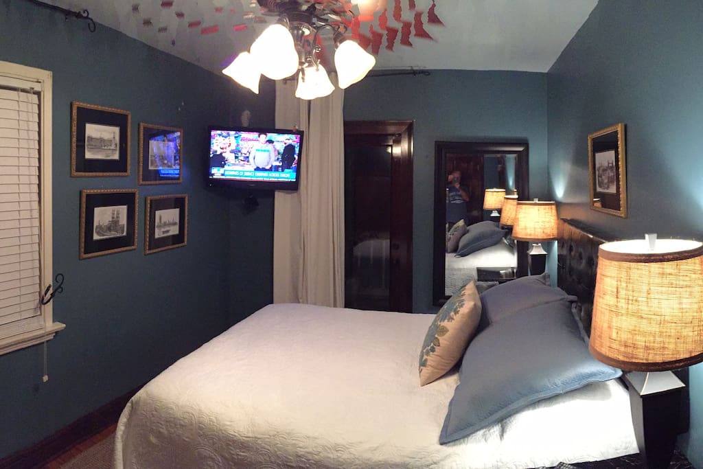 TV and wi fi included. Your private entrance.