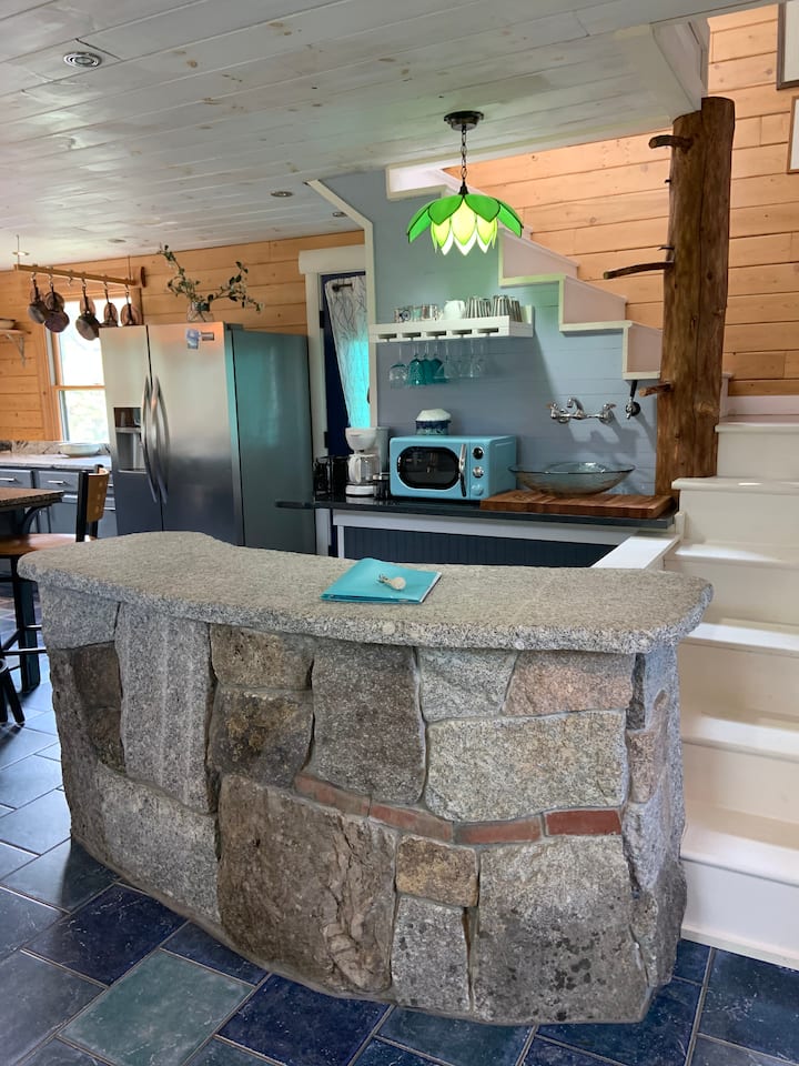 Peaceful retreat on Newbury Neck Houses for Rent in Surry, Maine