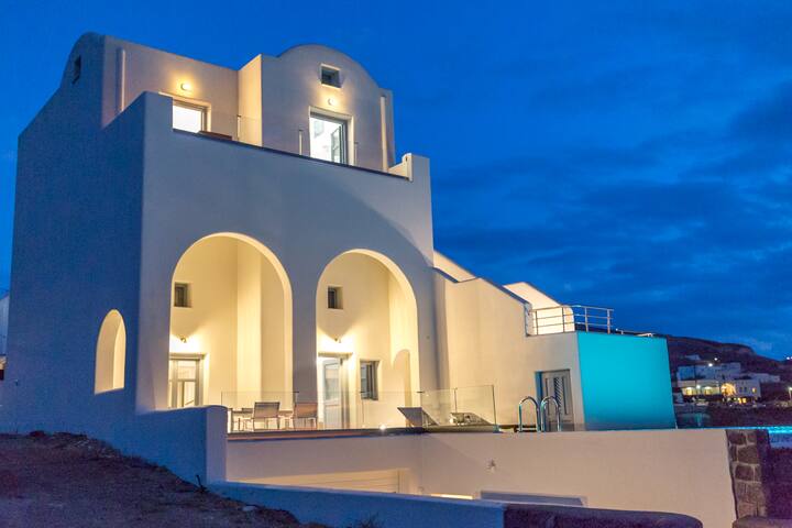 Luxe Villa Urania-Swimming Pool, Sunset & Elevator