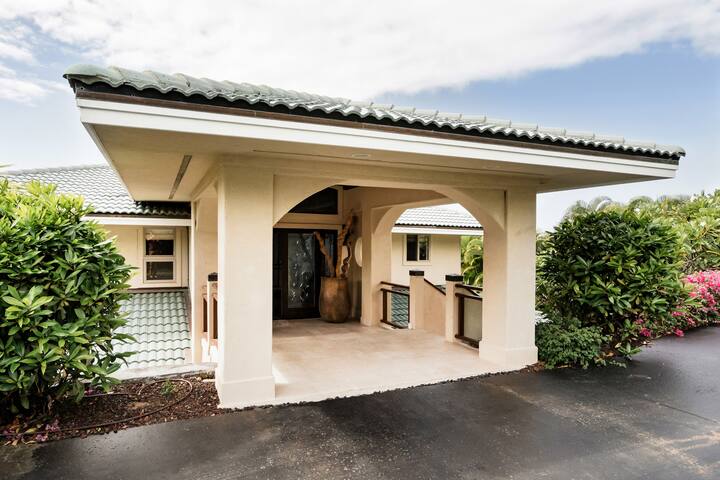 Modern Island Retreat with Best View in the Hood gallery image 4