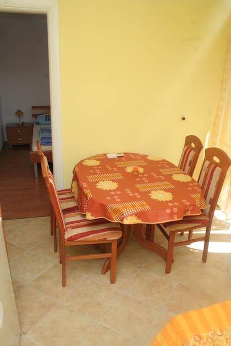 Dining room, Surface: 11 m²