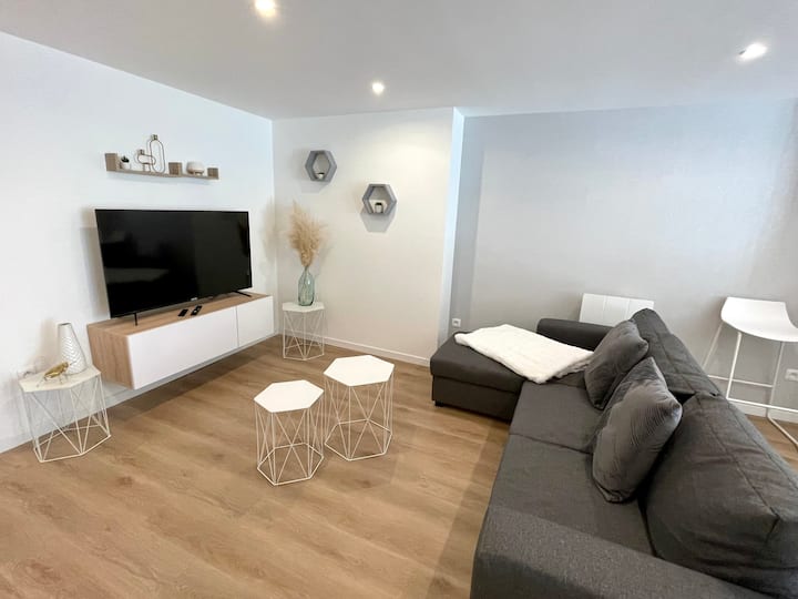 Appartement 2 Chambres Plein Centre De Chalon - Saint-Marcel