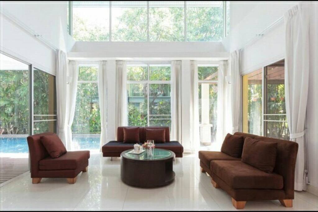 Lounging area