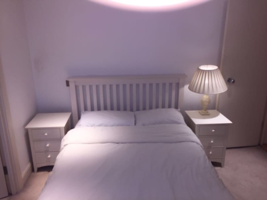 Bedroom with Queen size bed