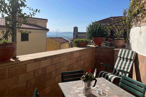 Traditional rustic apartment in historic Eboli