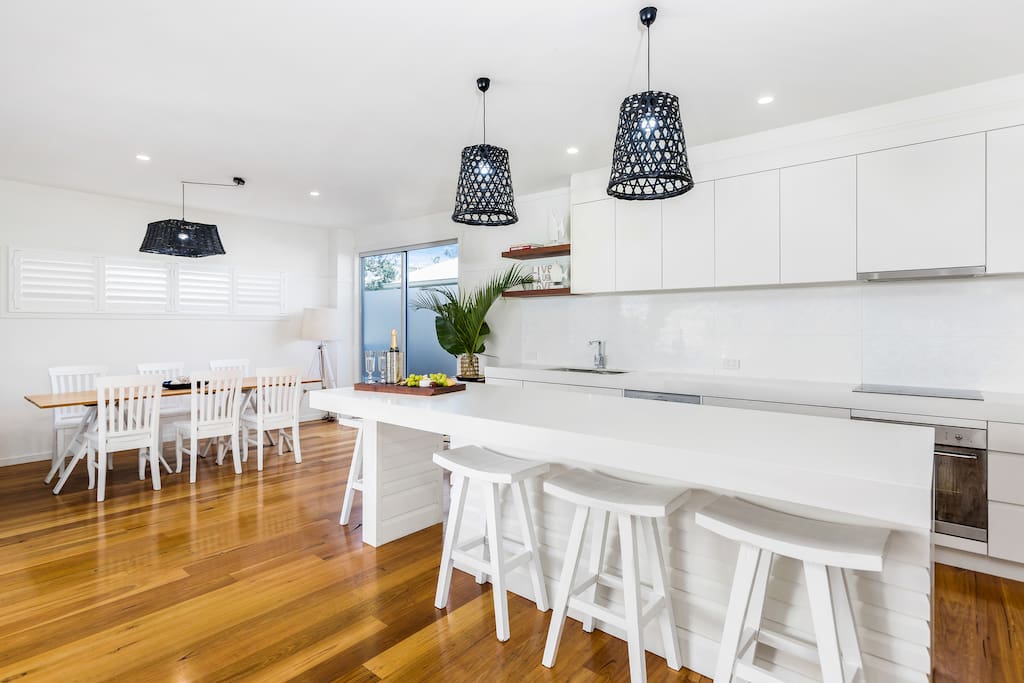 Kitchen / Dining