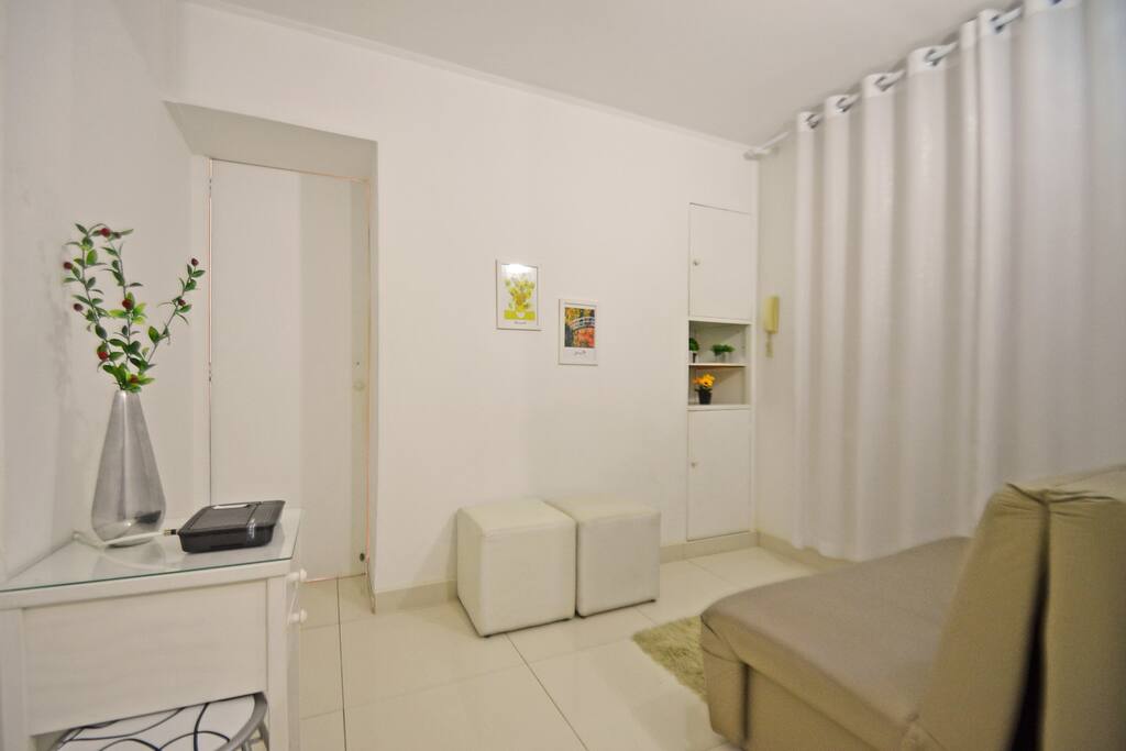 Espaço clean e organizado