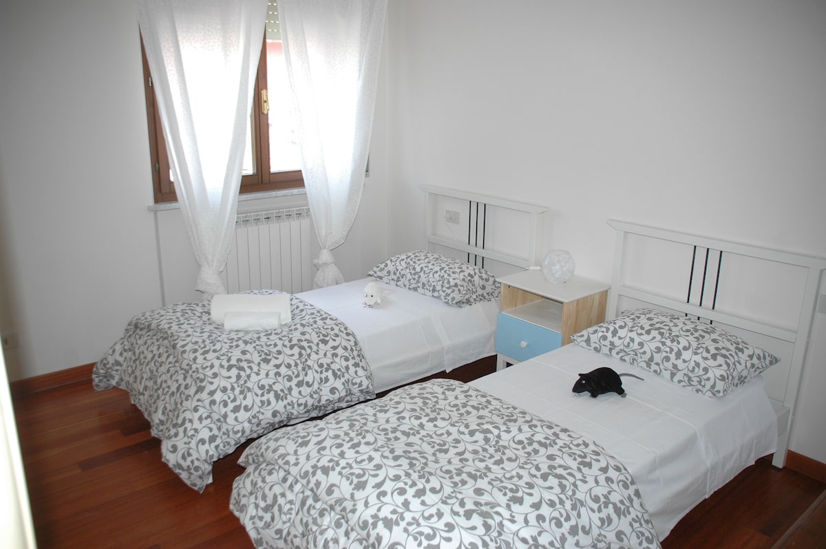 Bedroom 1st floor - has big wardrobe and chest drawer  ||  

Bedroom on the first floor - you have a large closet and dresser