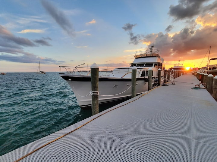 private yacht rental florida