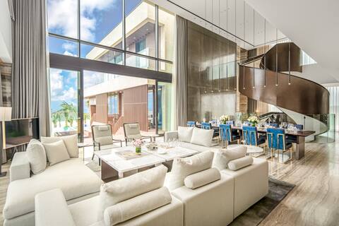 VIP Villa 4 Bedroom Beachfront President