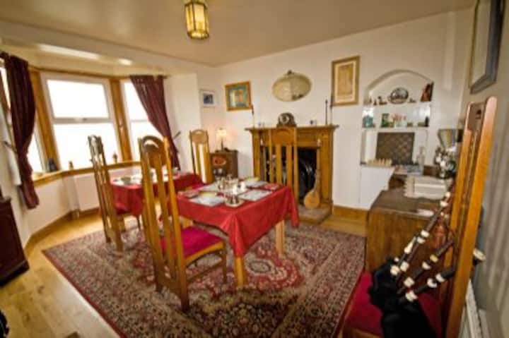 Ceol Na Mara B+b, Sea And Mountain Views Near Skye - スカイ島