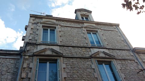Mansion at the gates of Marais-Poitevin