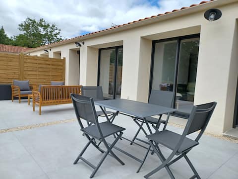 25 min Puy du Fou gîte 4 p In the heart of the puys 85 n°1