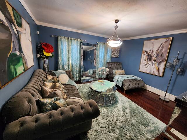 exquisite 6 beds living dining kitchen 2 bathroom gallery image 5