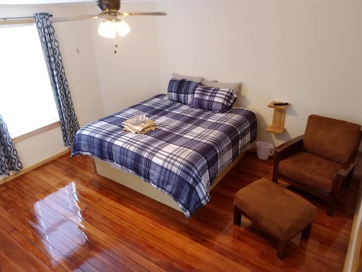 Pinnacle room - King