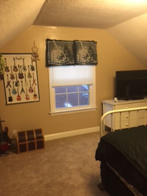 guest bedroom 3