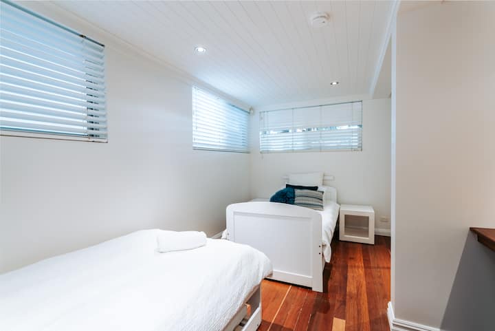 Bedroom 5  - 2 x singles with trundles