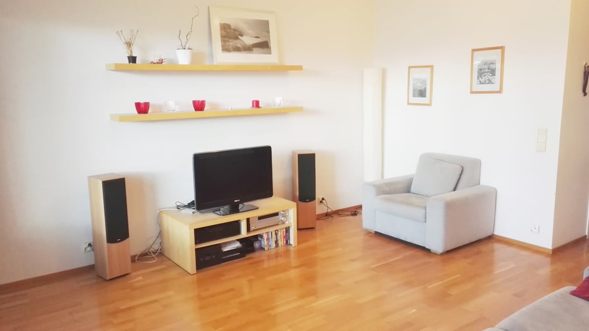 Druhá spálňa môže slúžiť aj ako veľká obývacia izba na odpočinok počas dňa