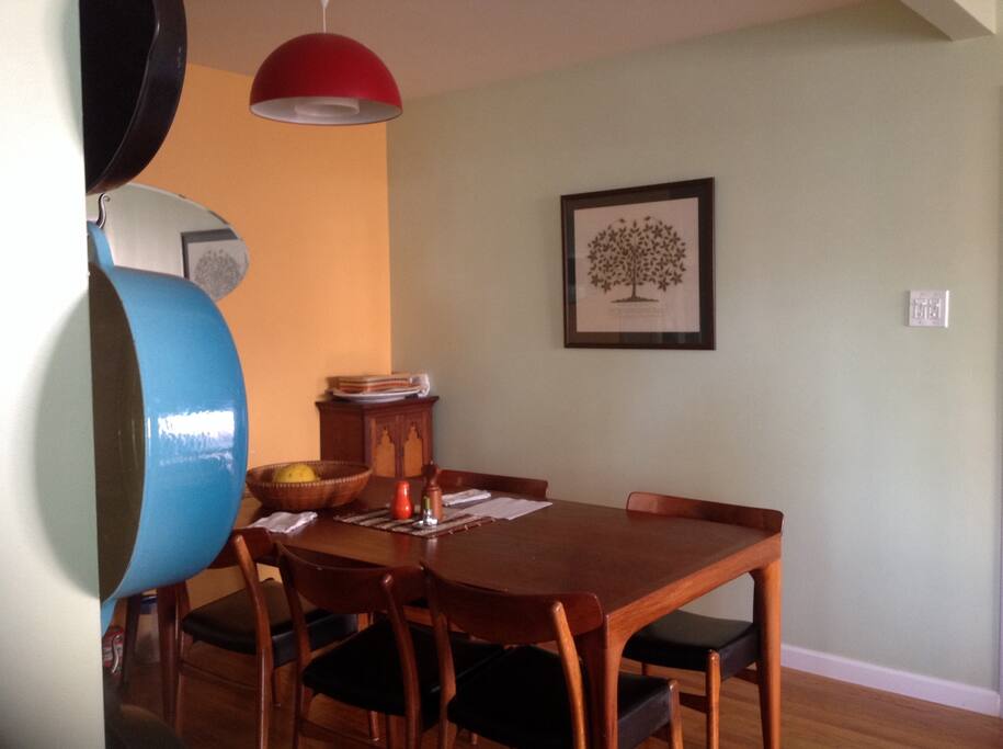 Dinning room. Shared space