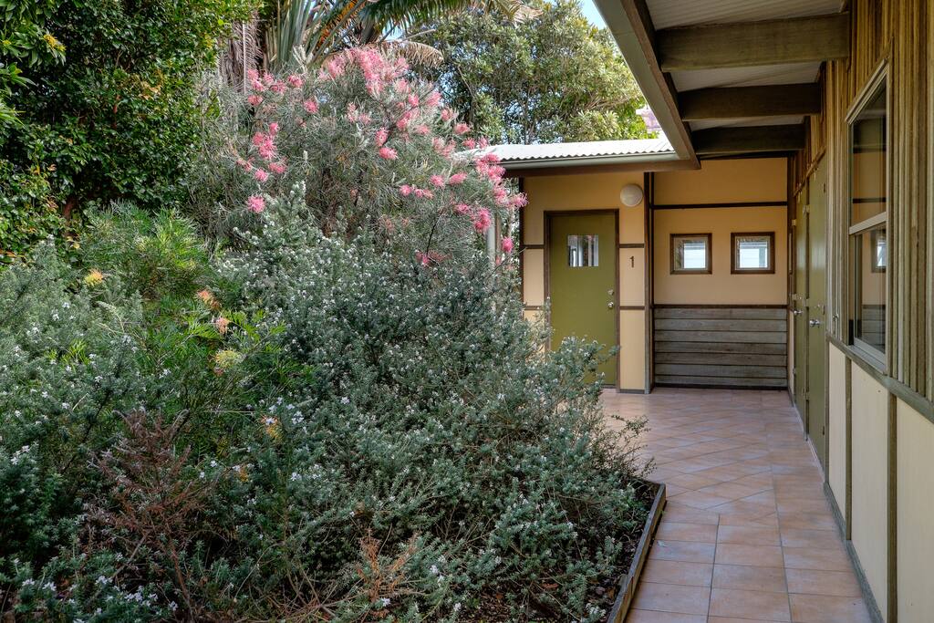 Cosy and private entrance with outdoor shower