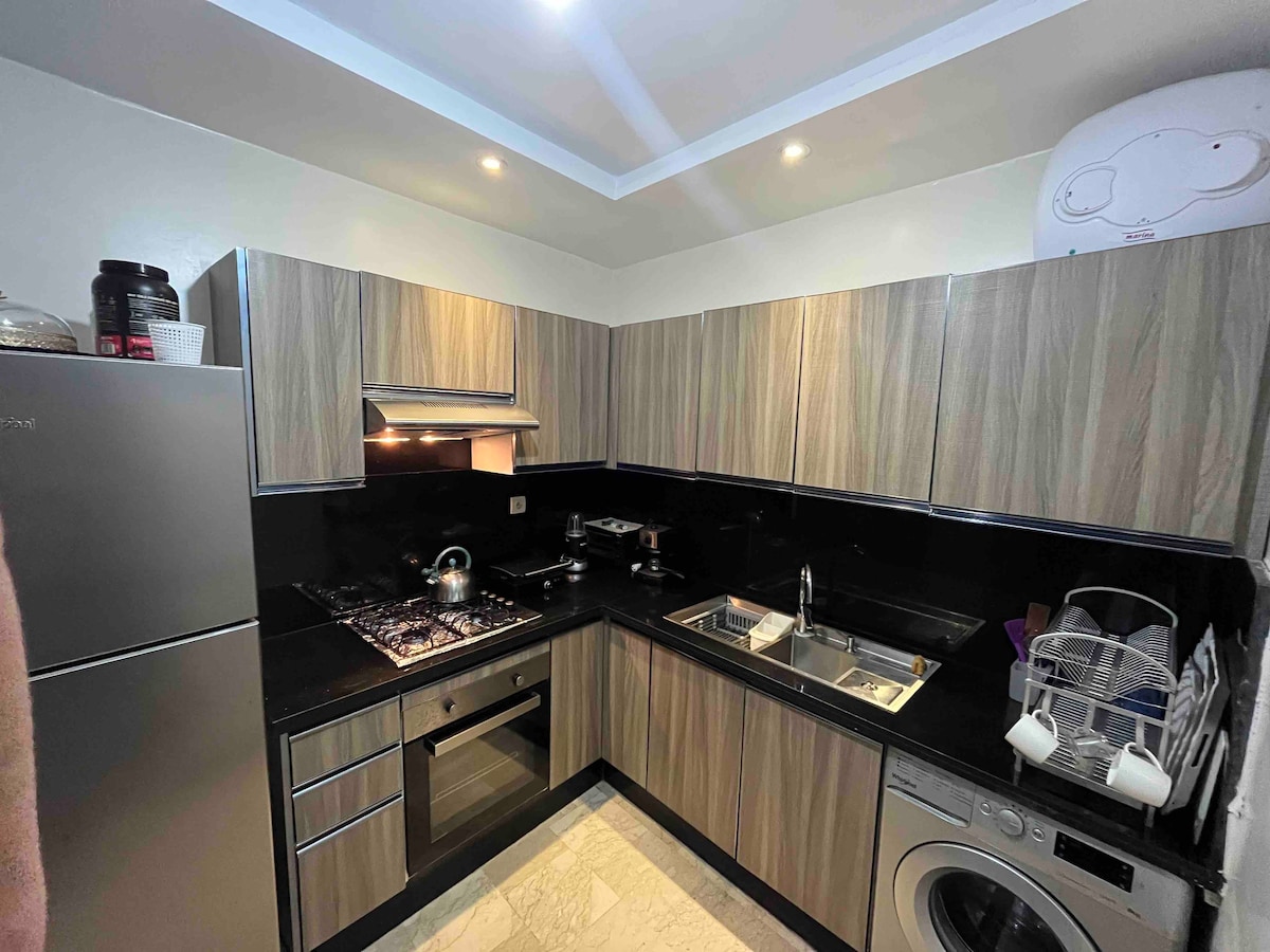 Condo in Casablanca  477  1 bedroom  1 bed  1 shared bath - image 2