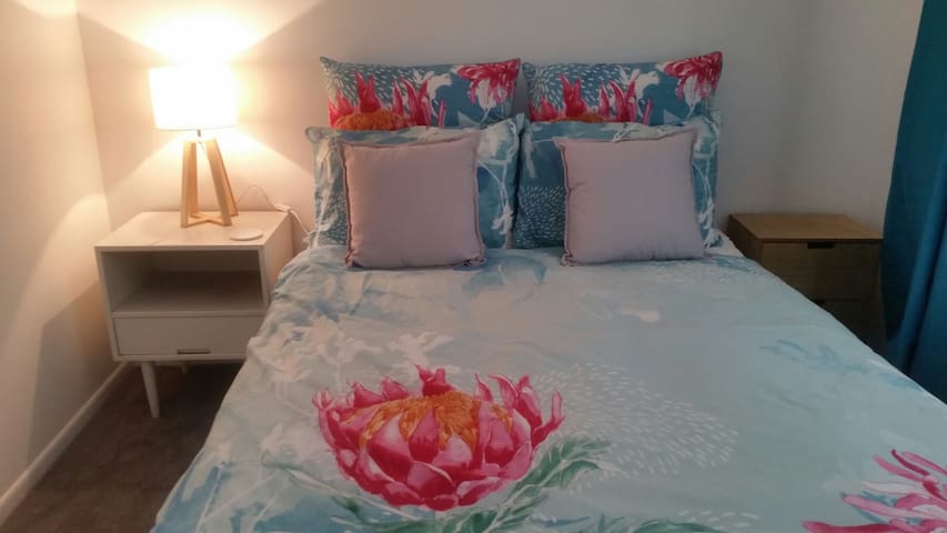 Beautiful Valley Views - Bedroom 2