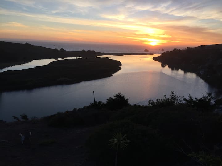 Jenner Beach Vacation Rentals & Homes Jenner, CA Airbnb