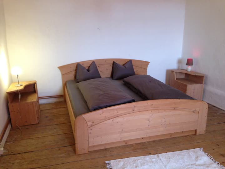 Schlafzimmer 2