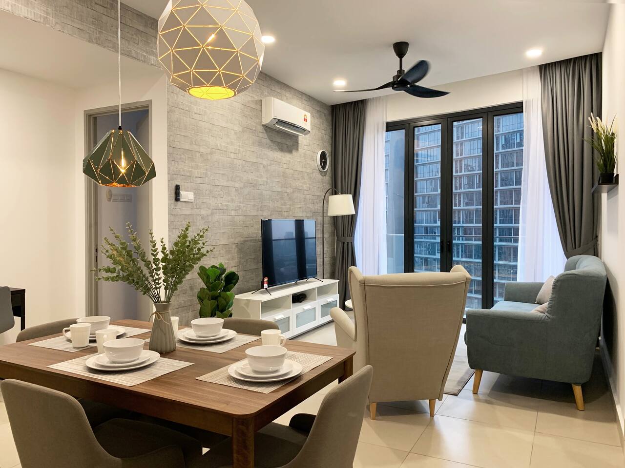Minimalist Home 2br (5mins to LRT-KJL) T2-2005